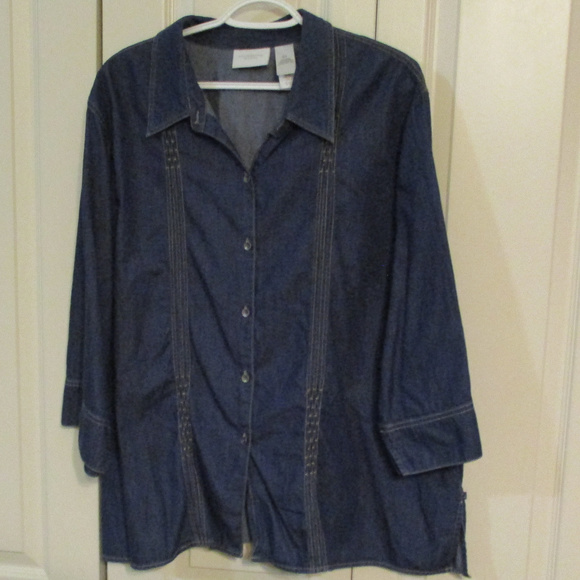 Liz Claiborne Tops - 22W Liz Claiborne blue denim shirt